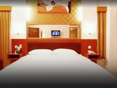 Bisanta Bidakara Tunjungan Hotel Surabaya