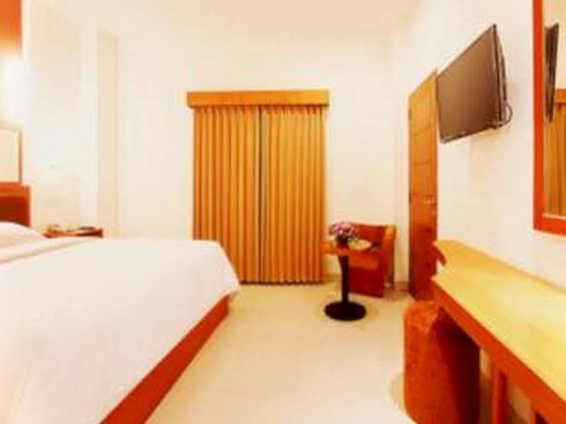 Bisanta Bidakara Tunjungan 3*